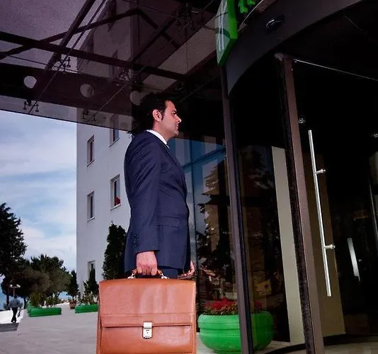 - Istanbul Asia, An Ihg جبز