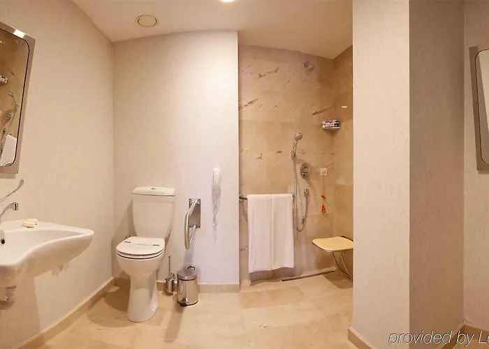 - Istanbul Asia, An Ihg جبز